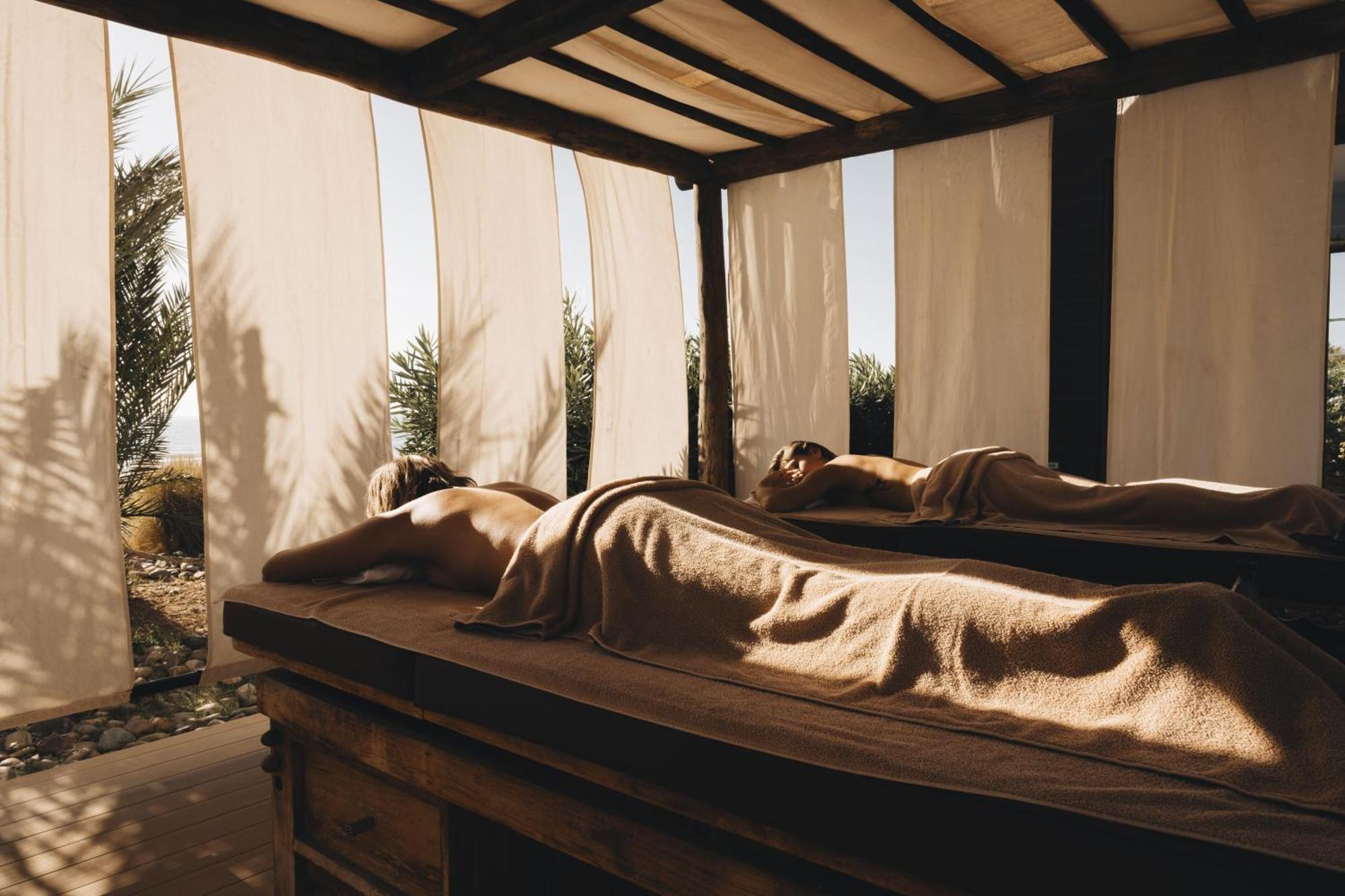 Paradis Surf Yoga & Resort